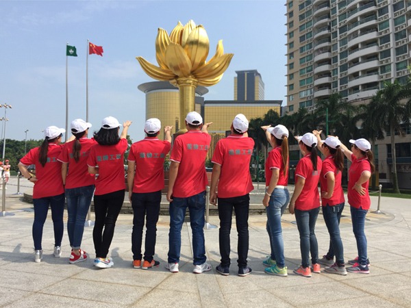 世界杯官网营销部香港留影